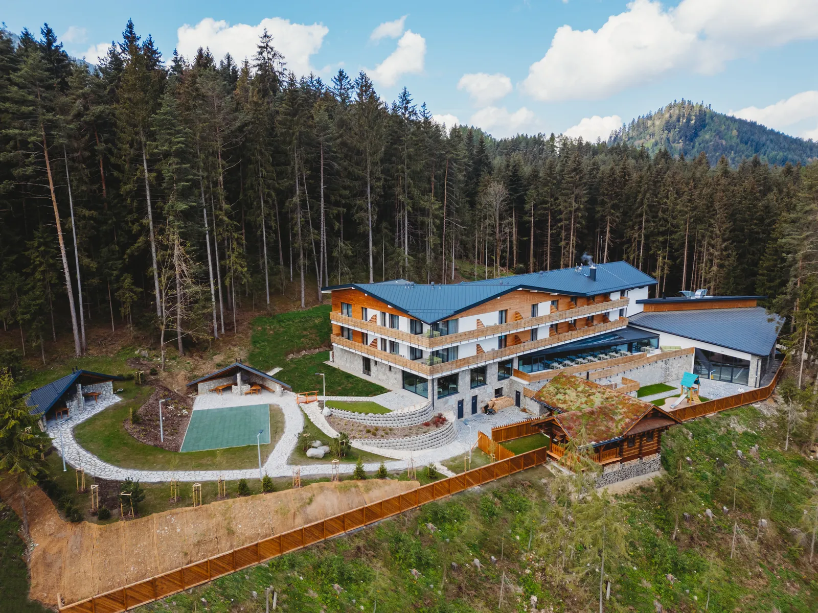 Letecký pohľad na hotel
