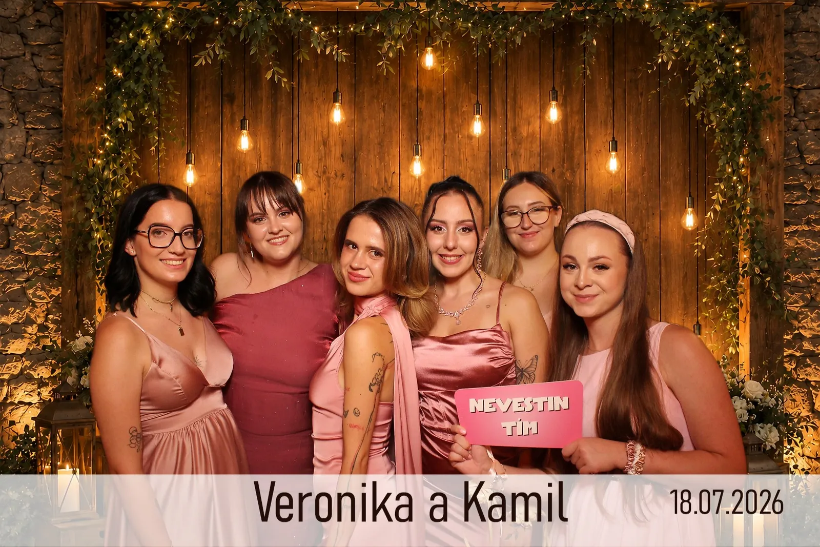 Ukážka z fotobúdky – Nevestin tím